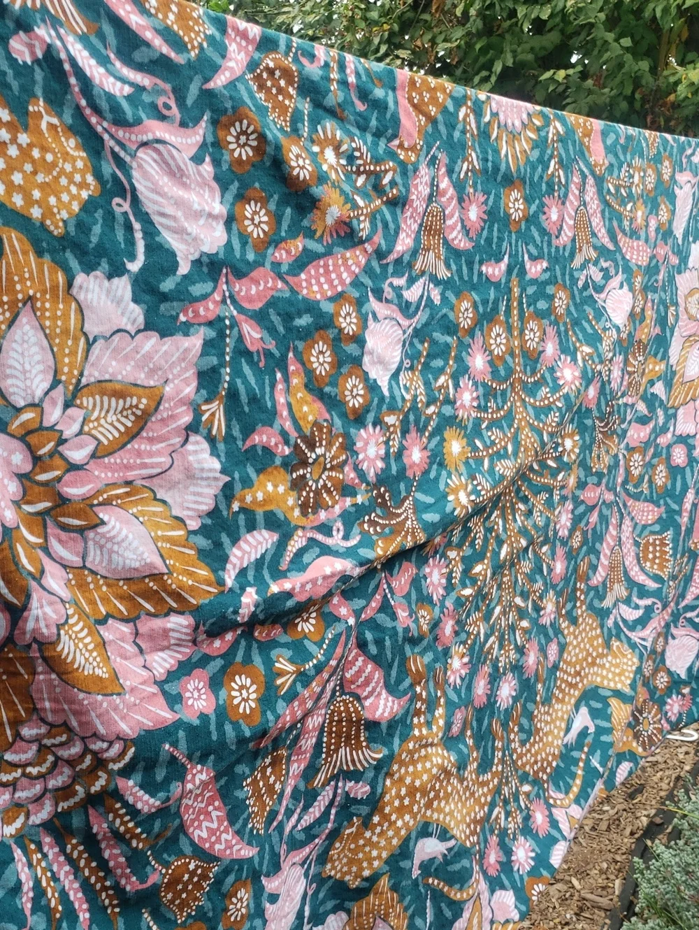 Anthropologie vibrant floral